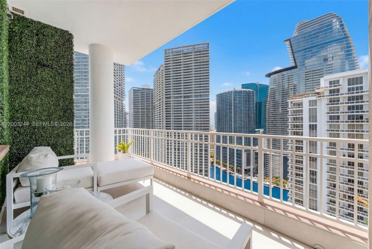 801 Brickell Key Blvd, Unit PH3306, Miami, FL 33131 Photo
