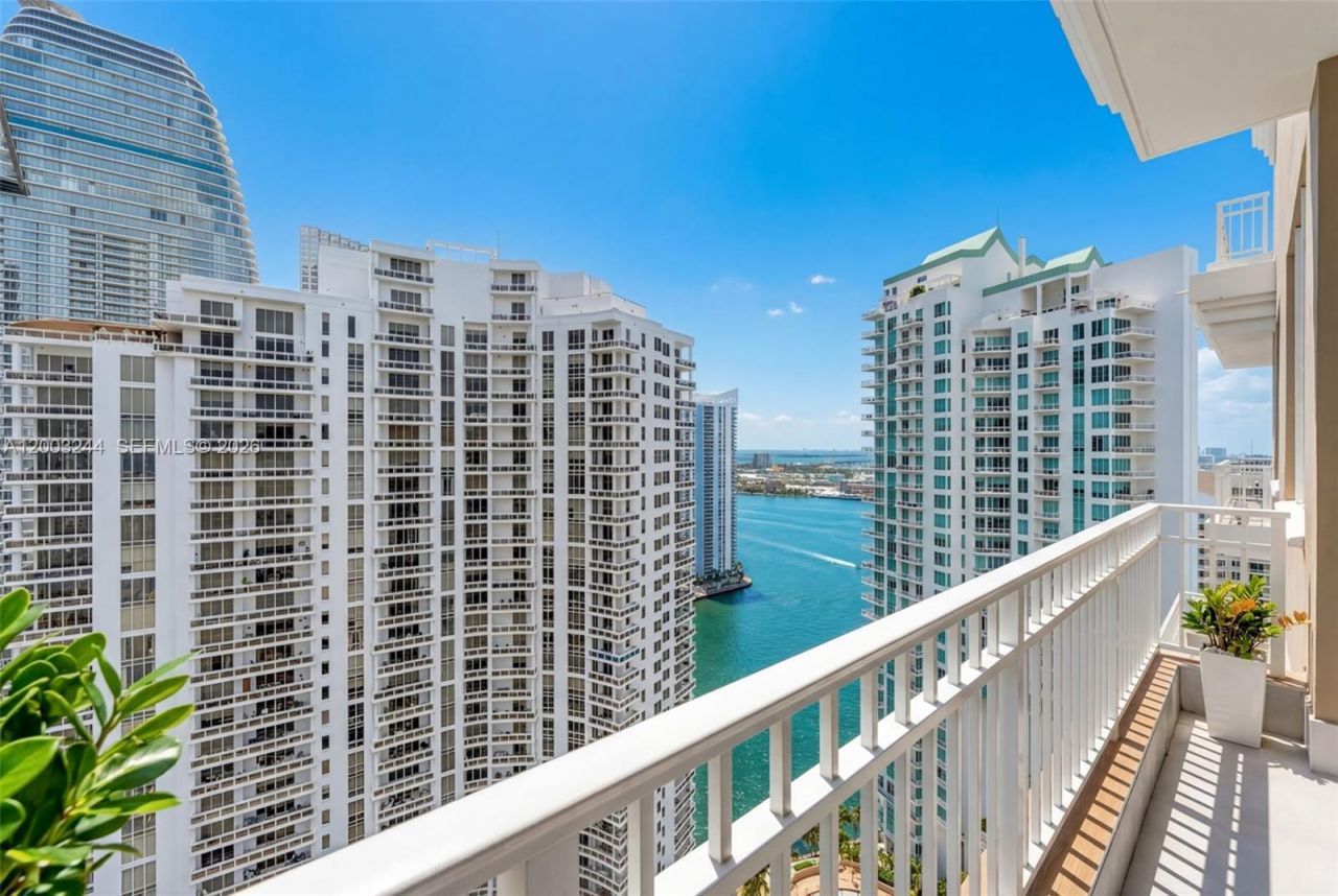 801 Brickell Key Blvd, Unit PH3306, Miami, FL 33131 Photo