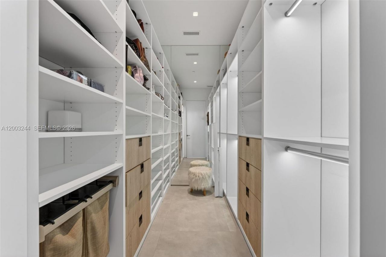 801 Brickell Key Blvd, Unit PH3306, Miami, FL 33131 Photo