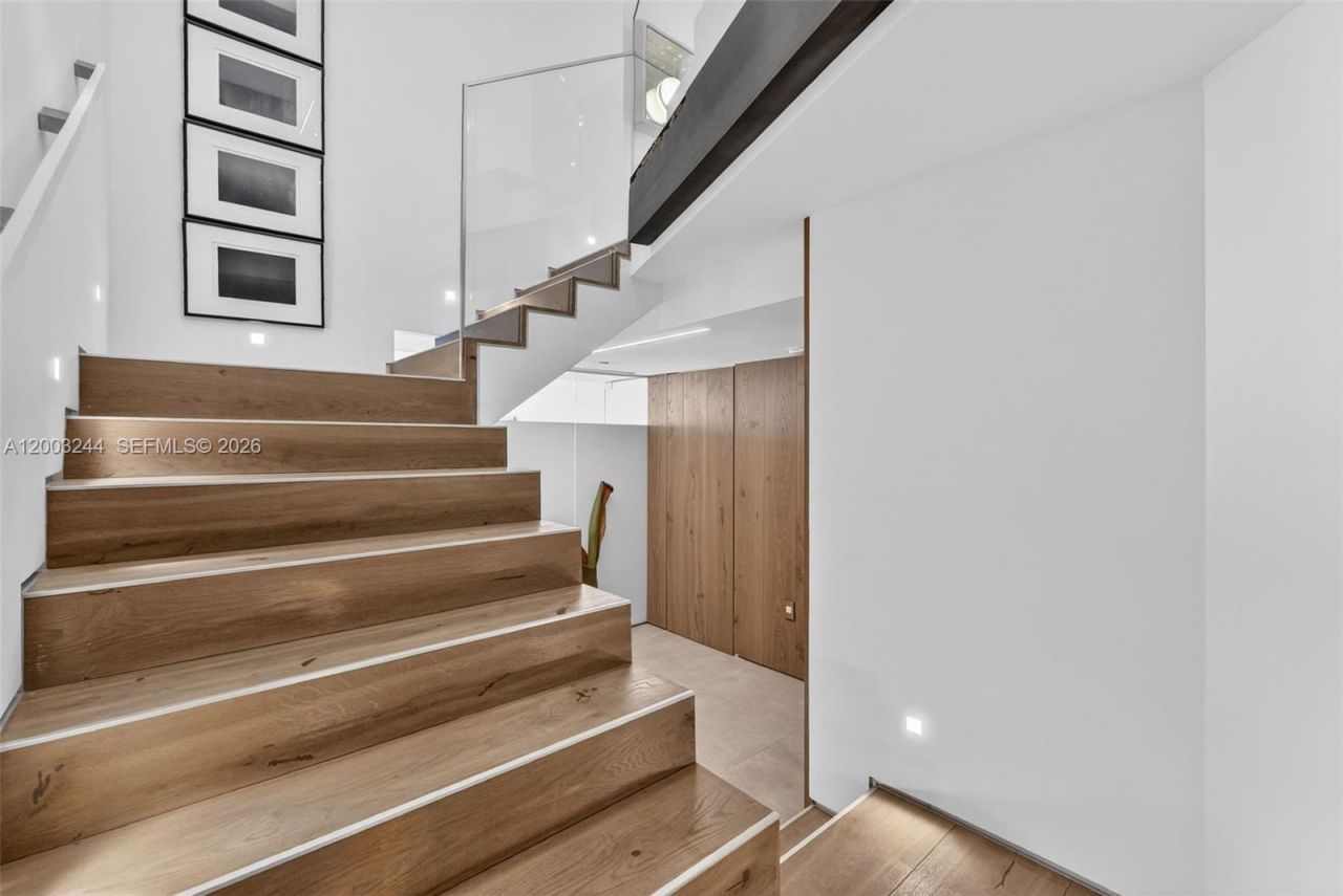 801 Brickell Key Blvd, Unit PH3306, Miami, FL 33131 Photo