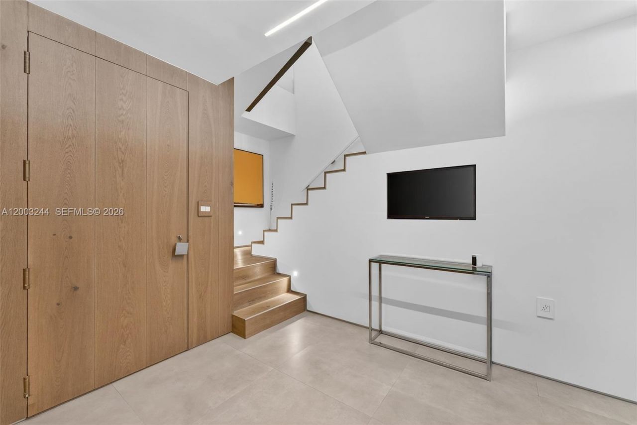 801 Brickell Key Blvd, Unit PH3306, Miami, FL 33131 Photo