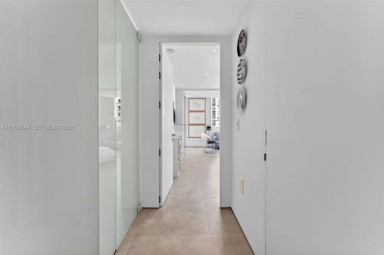 801 Brickell Key Blvd, Unit PH3306, Miami, FL 33131 Photo