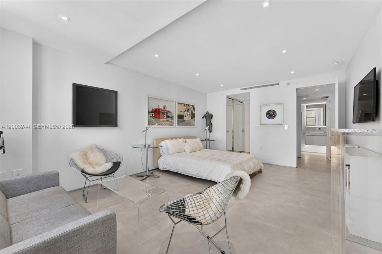 801 Brickell Key Blvd, Unit PH3306, Miami, FL 33131 Photo