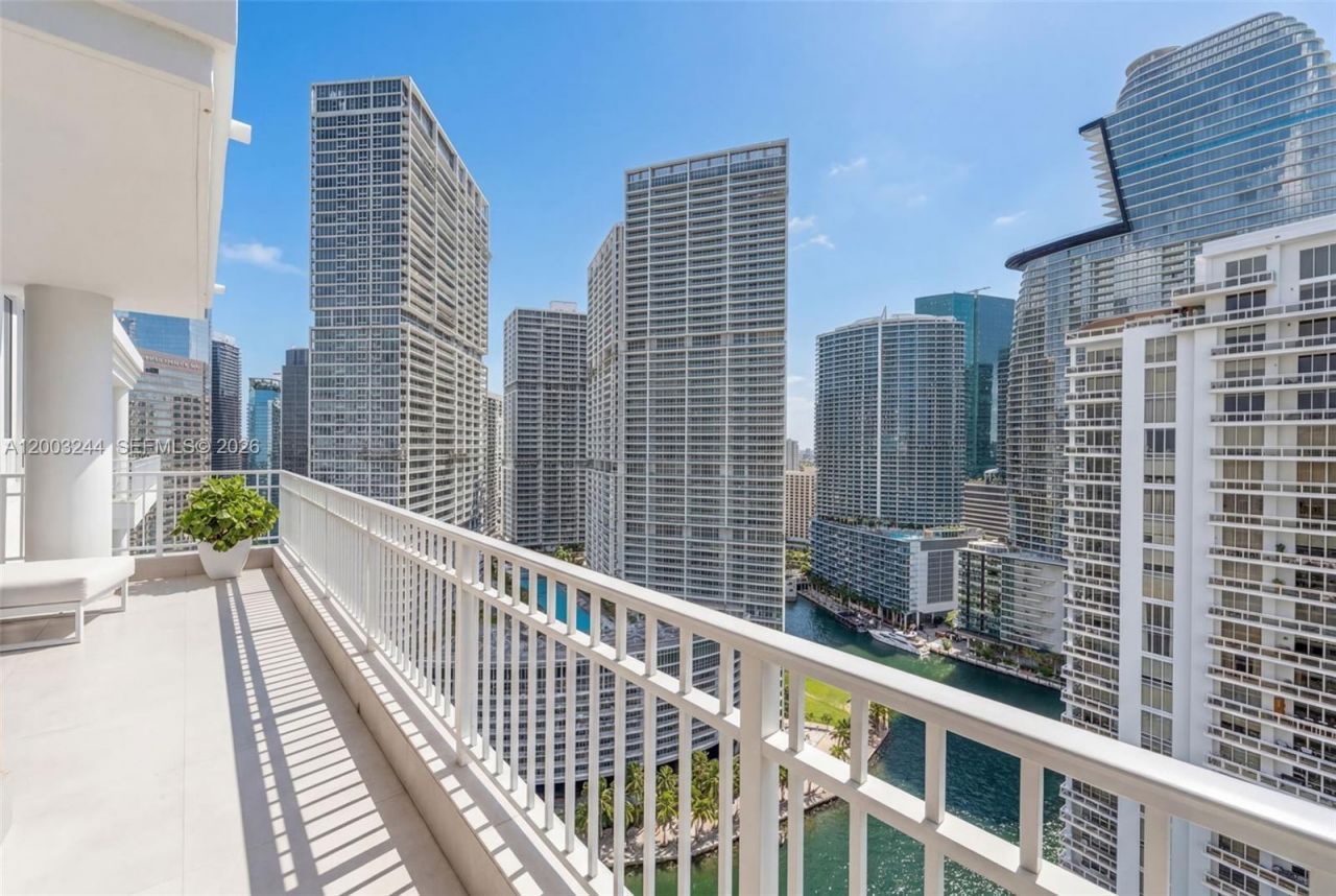 801 Brickell Key Blvd, Unit PH3306, Miami, FL 33131 Photo