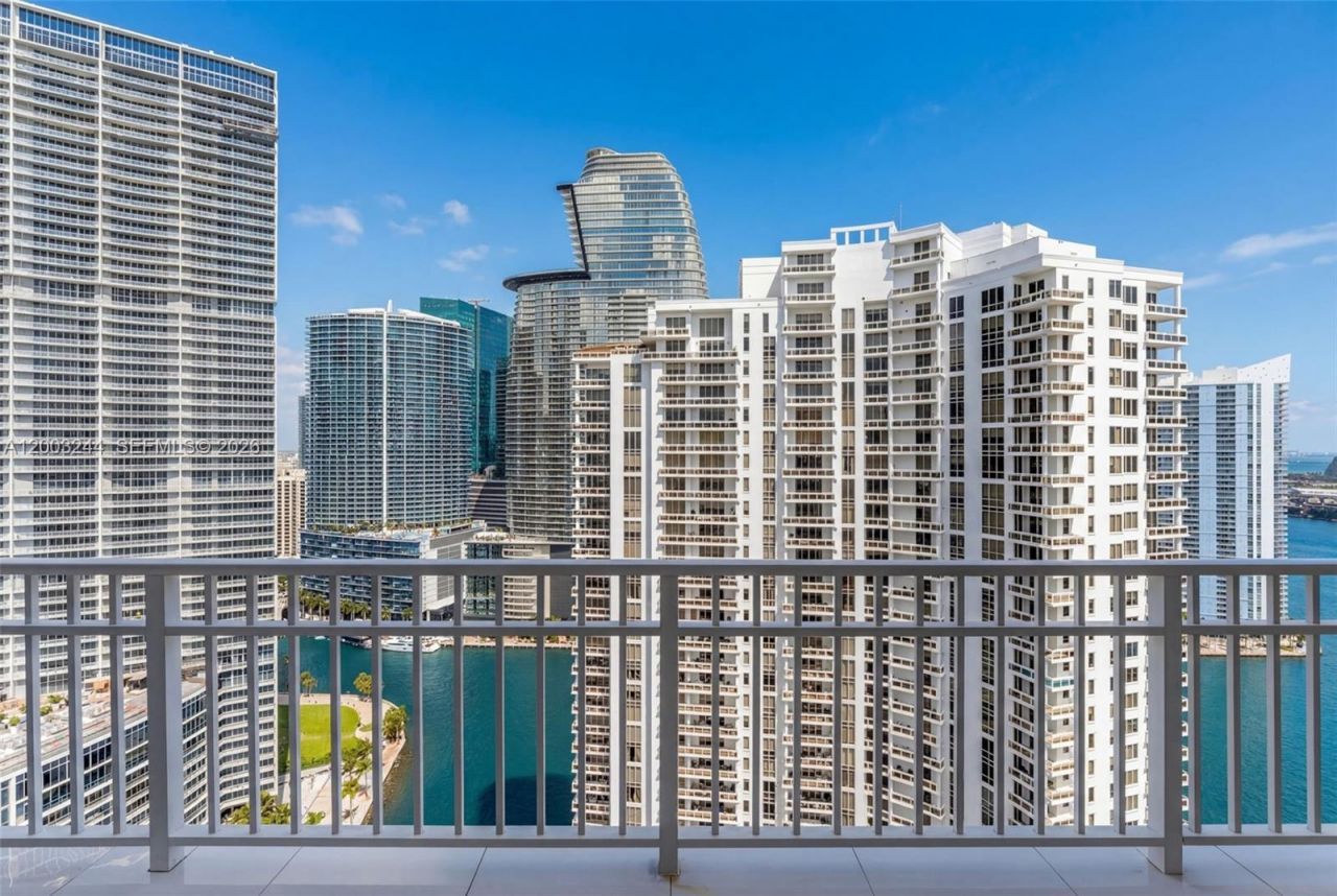 801 Brickell Key Blvd, Unit PH3306, Miami, FL 33131 Photo