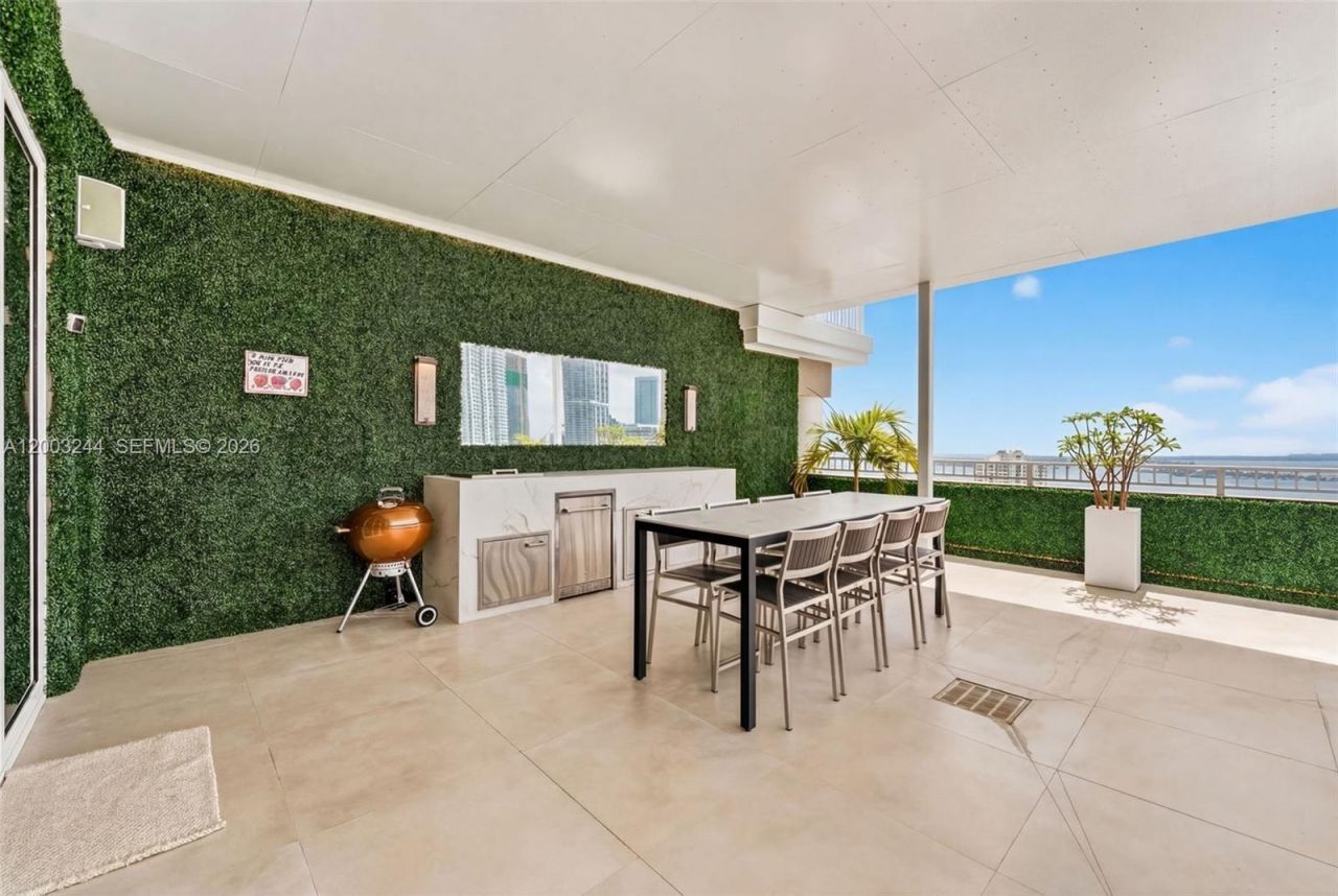 801 Brickell Key Blvd, Unit PH3306, Miami, FL 33131 Photo