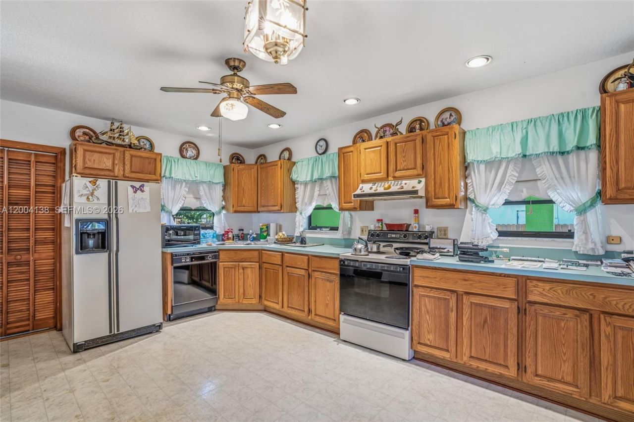 380 NE 15th St, Homestead, FL 33030 Photo