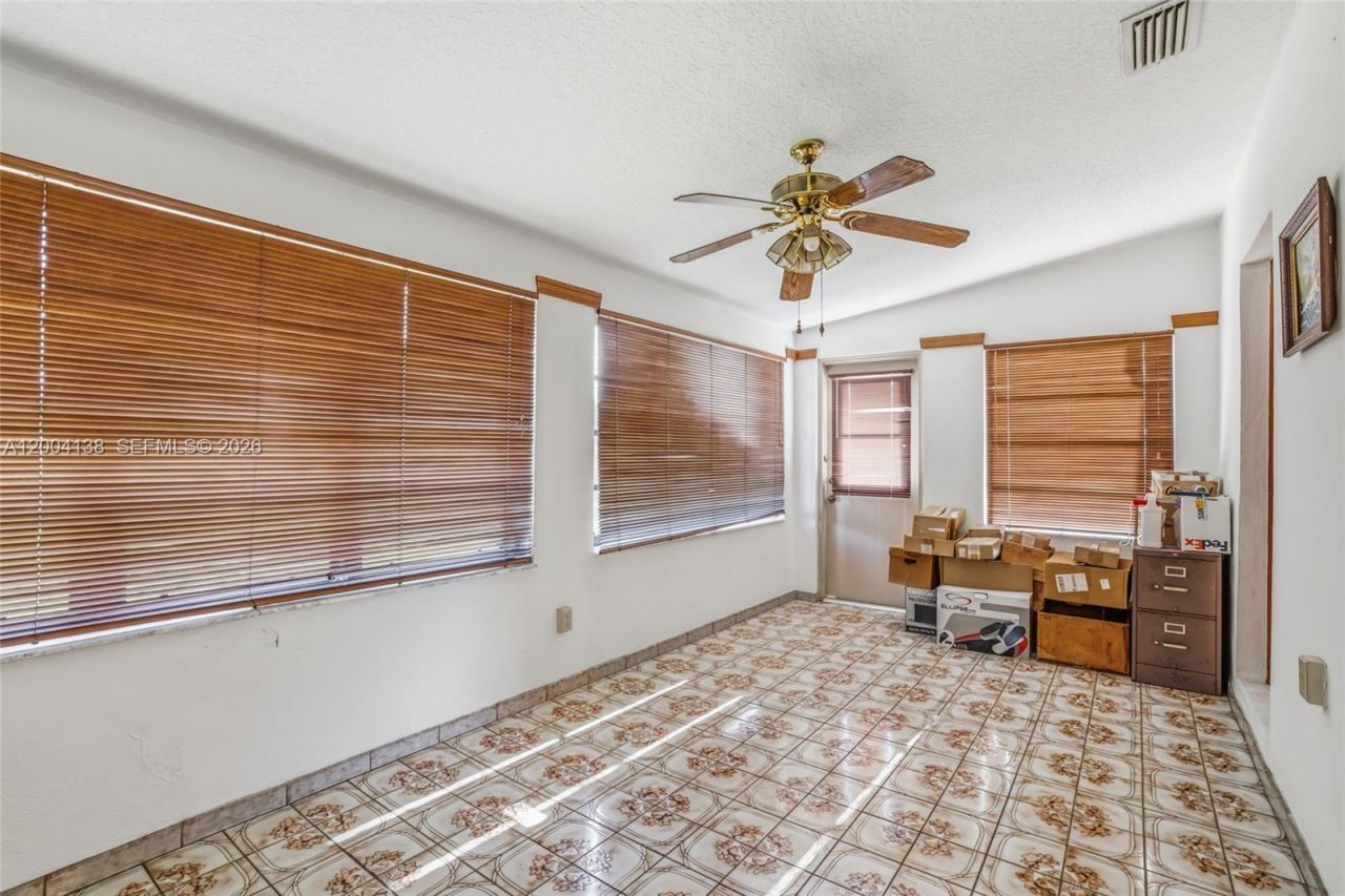 380 NE 15th St, Homestead, FL 33030 Photo
