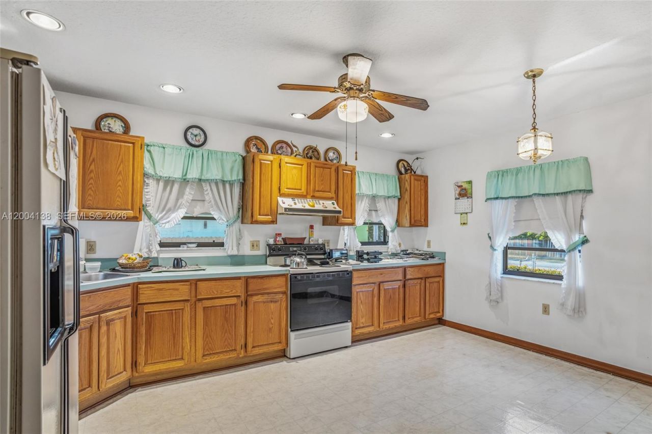 380 NE 15th St, Homestead, FL 33030 Photo