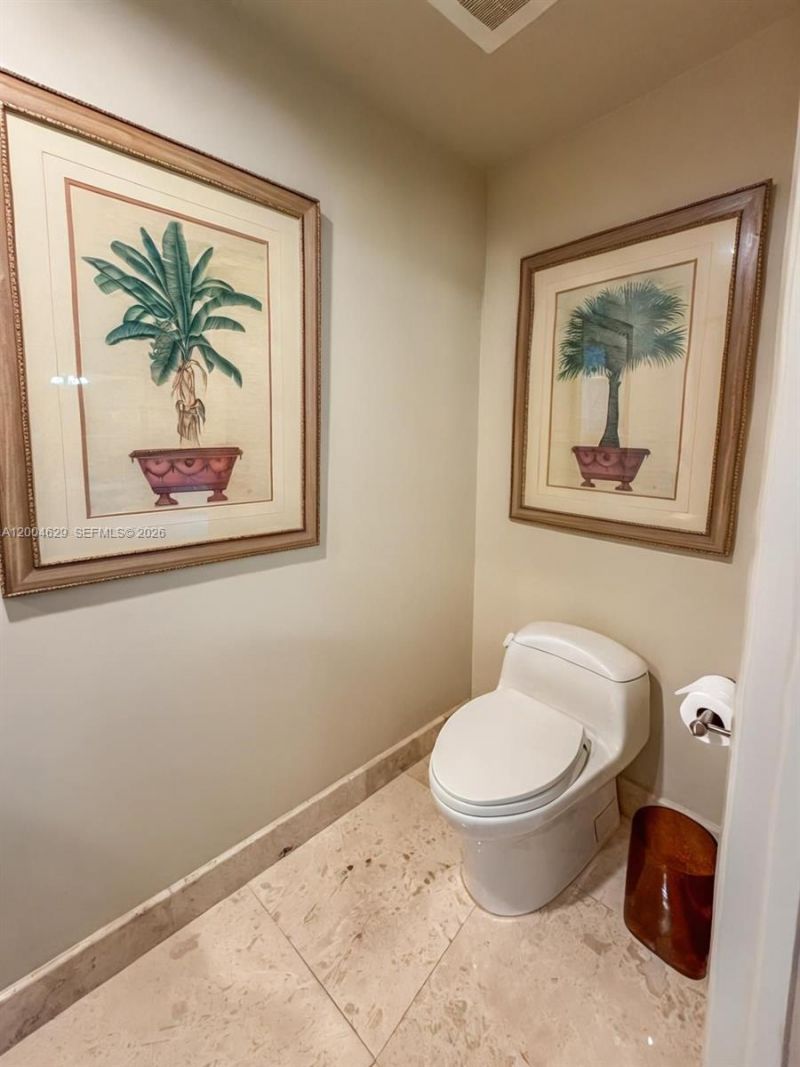 333 Las Olas Way, Unit 304, Fort Lauderdale, FL 33301 Photo