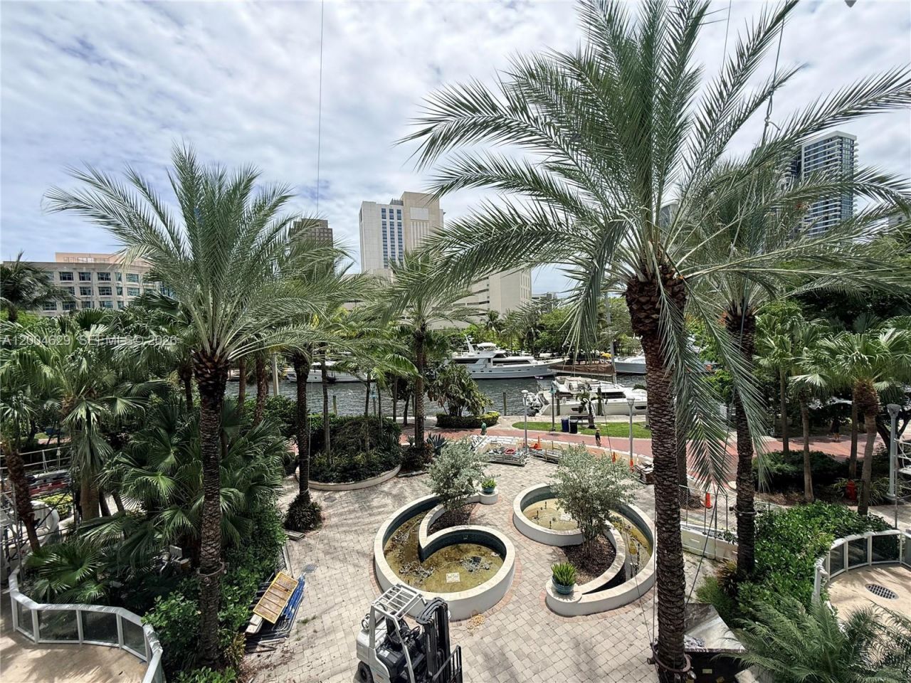 333 Las Olas Way, Unit 304, Fort Lauderdale, FL 33301 Photo