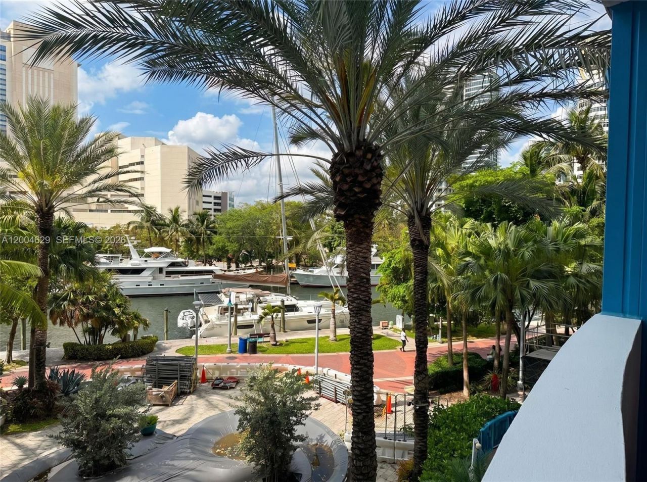 333 Las Olas Way, Unit 304, Fort Lauderdale, FL 33301 Photo