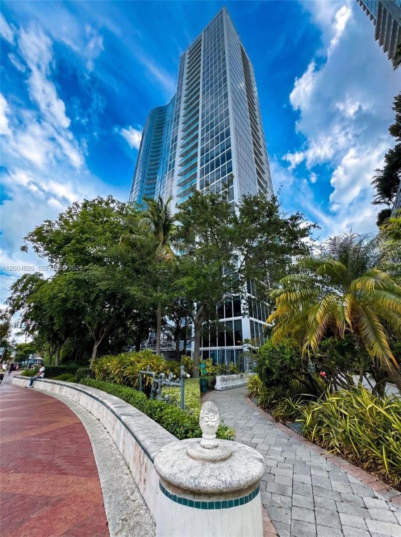 333 Las Olas Way, Unit 304, Fort Lauderdale, FL 33301 Photo