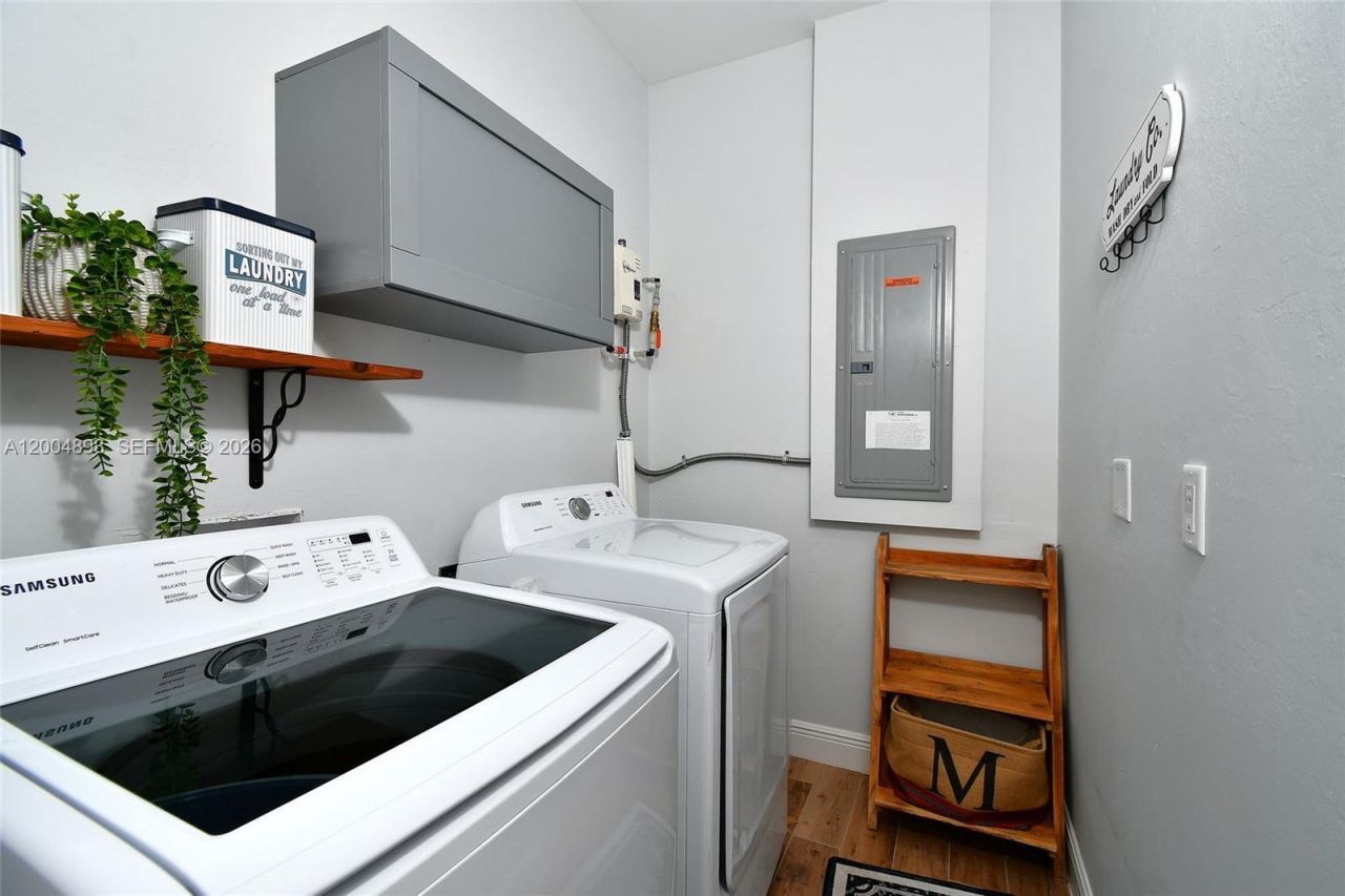 7655 17th Place , La Belle, FL 33935 Photo