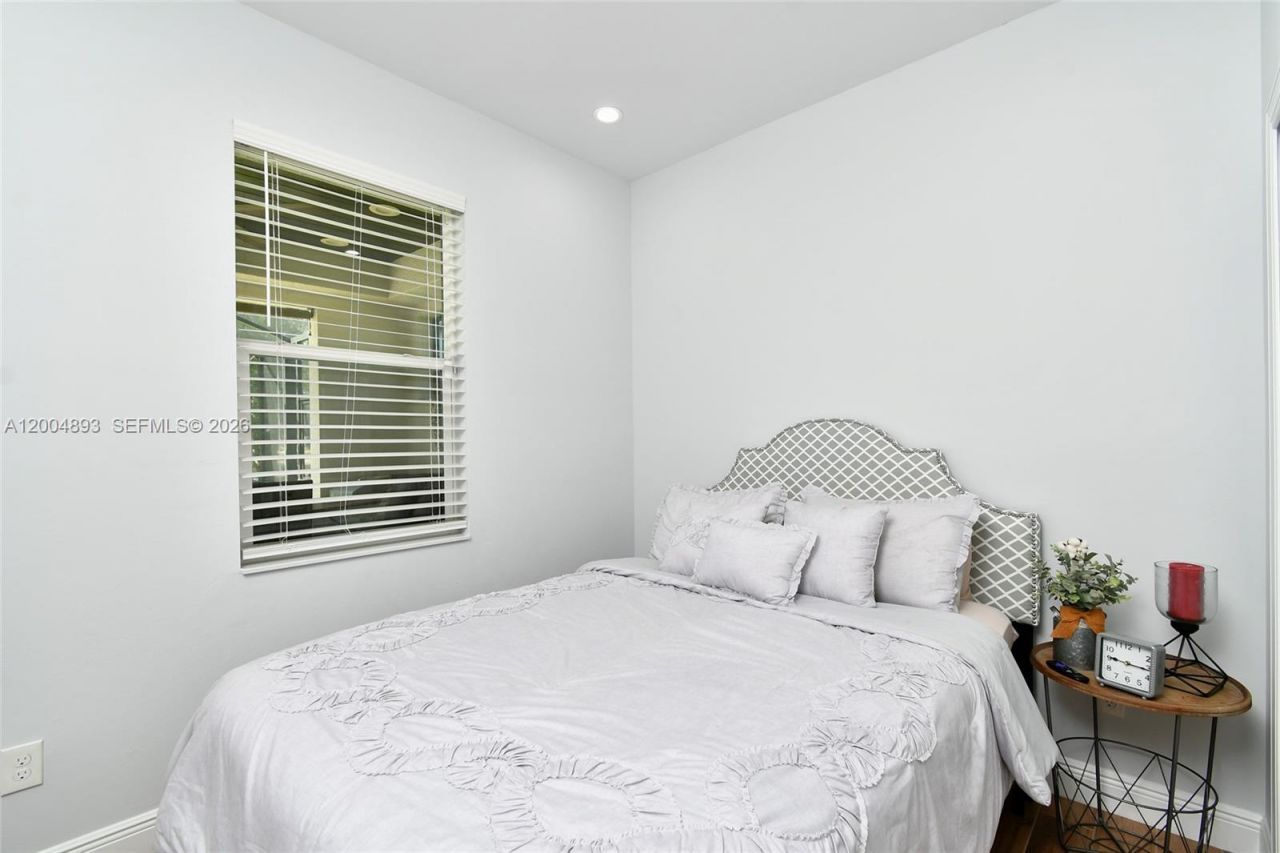 7655 17th Place , La Belle, FL 33935 Photo