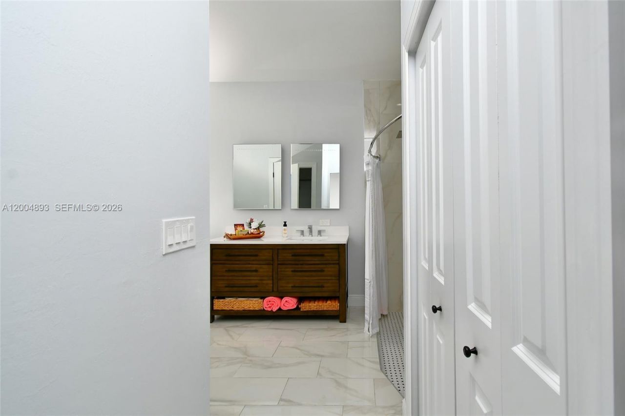 7655 17th Place , La Belle, FL 33935 Photo