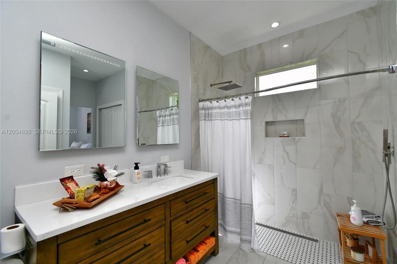 7655 17th Place , La Belle, FL 33935 Photo