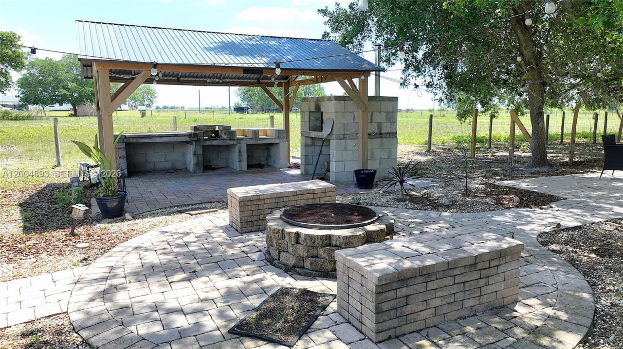 7655 17th Place , La Belle, FL 33935 Photo