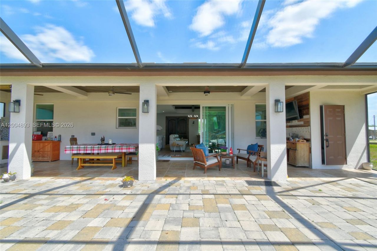 7655 17th Place , La Belle, FL 33935 Photo