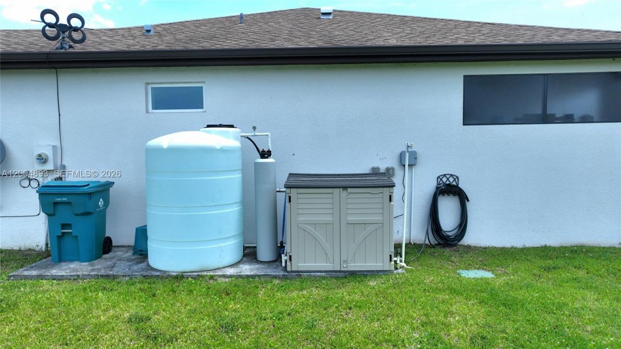 7655 17th Place , La Belle, FL 33935 Photo