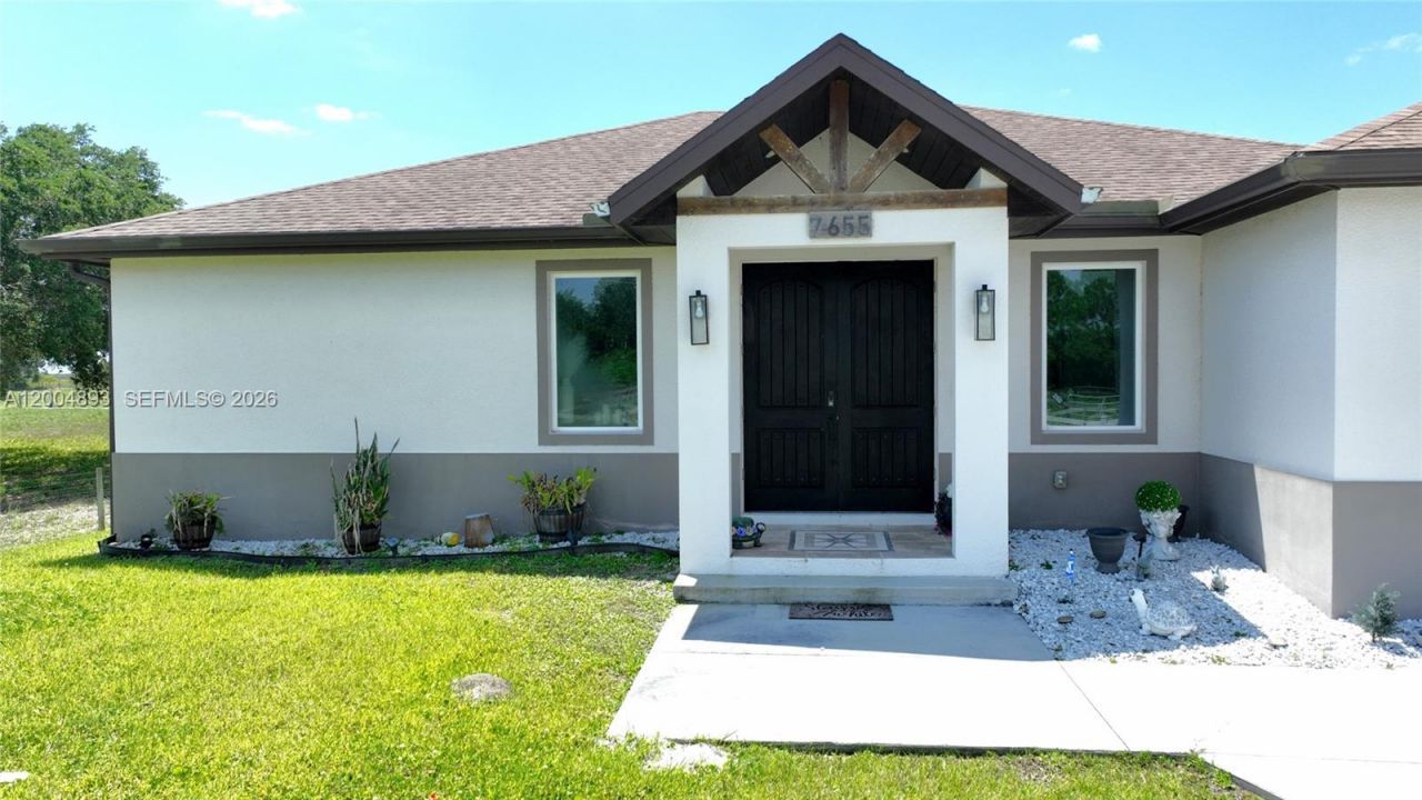 7655 17th Place , La Belle, FL 33935 Photo