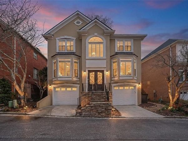 3 Highland Park Lane NE, Atlanta, GA 30306