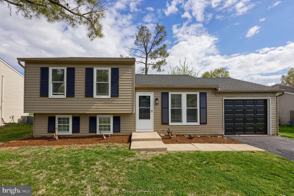 106 WARREN WAY , LANCASTER, PA 17601