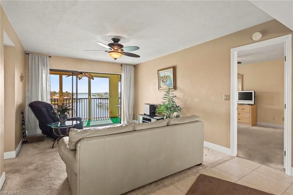 4703 SE 17th Pl, Unit 404, Cape Coral, FL 33904 Photo