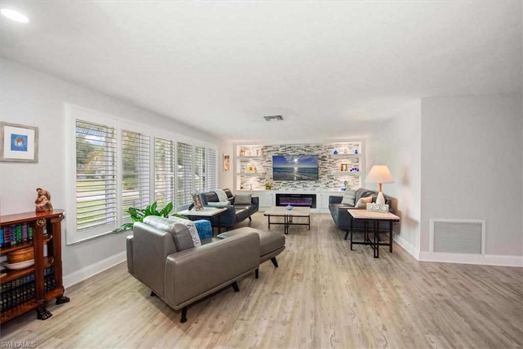 5161 Tanglewood Pkwy, Fort Myers, FL 33919 Photo
