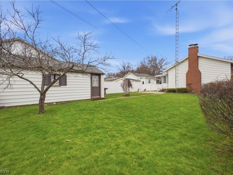 145 W Vermont, Sebring, OH 44672 Photo 24