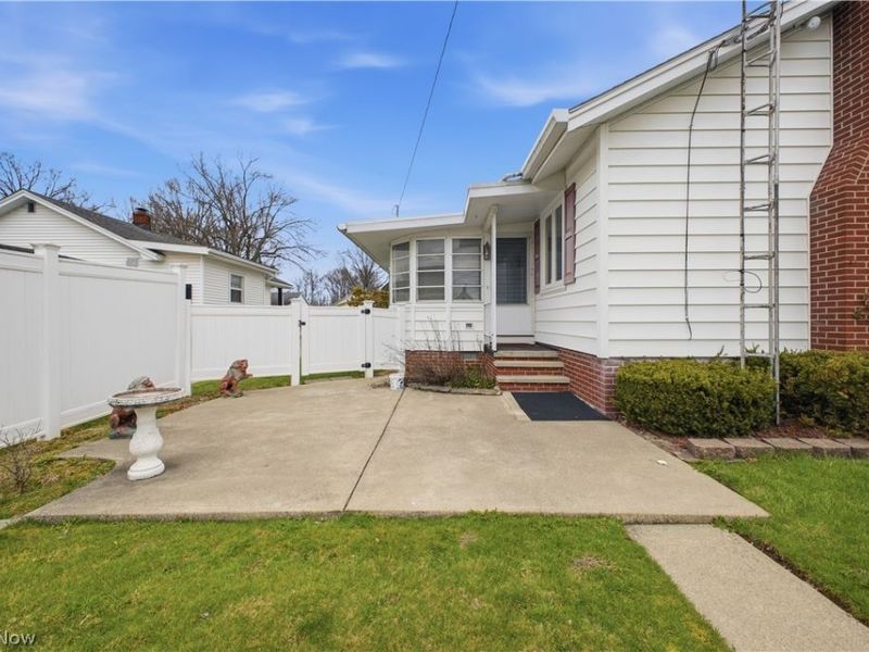 145 W Vermont, Sebring, OH 44672 Photo 25