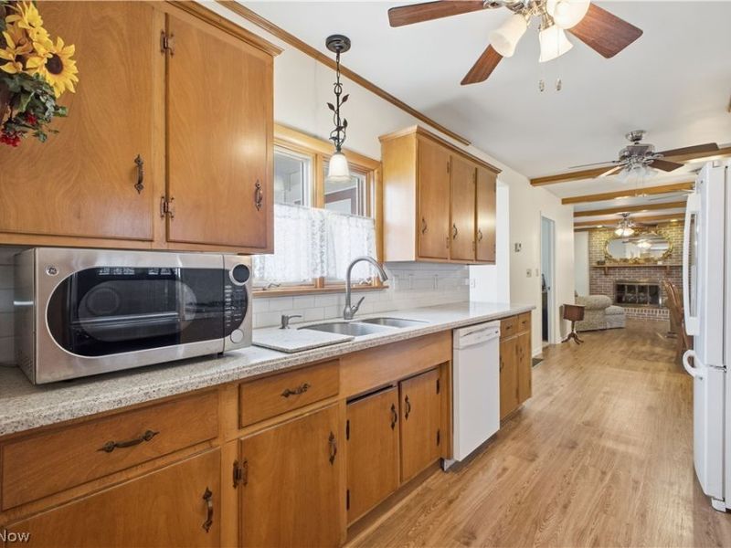 145 W Vermont, Sebring, OH 44672 Photo 5