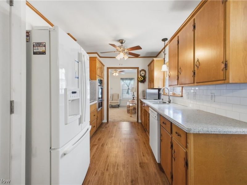 145 W Vermont, Sebring, OH 44672 Photo 7