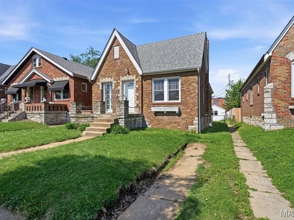 6415 Blow Street , St Louis, MO 63109
