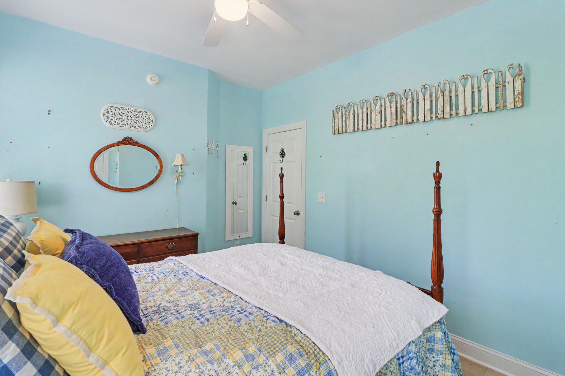 1984 N Creek Drive Photo 24