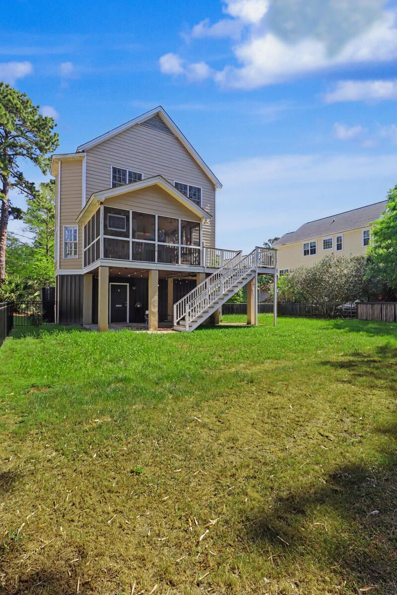 1984 N Creek Drive Photo 6