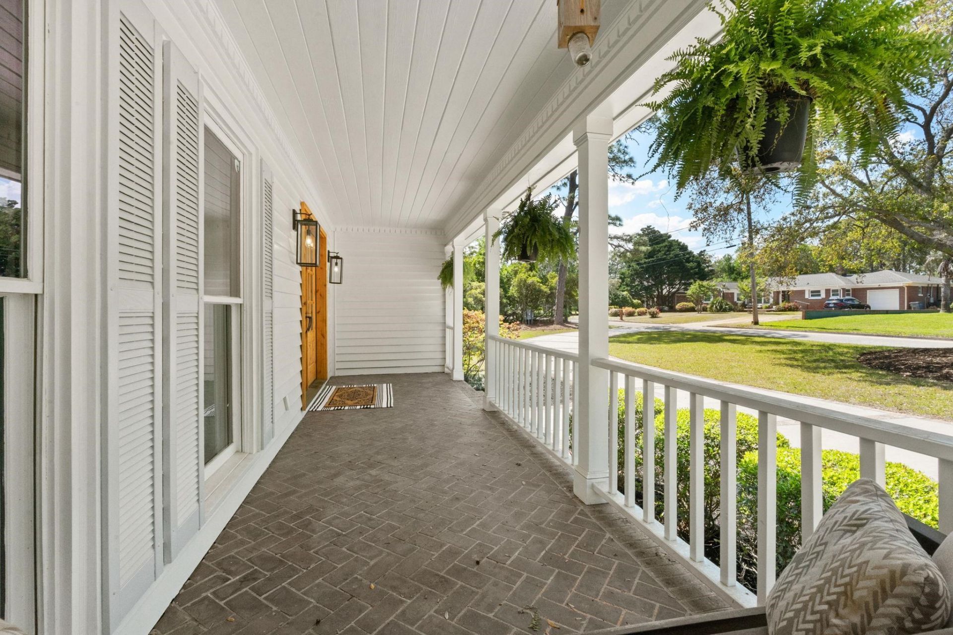 5704 Woodside Ave.  Photo 12