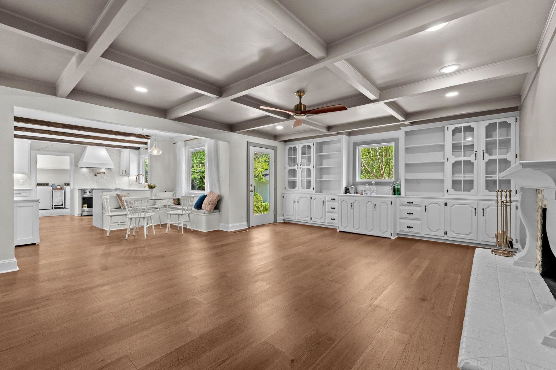 5704 Woodside Ave.  Photo 18