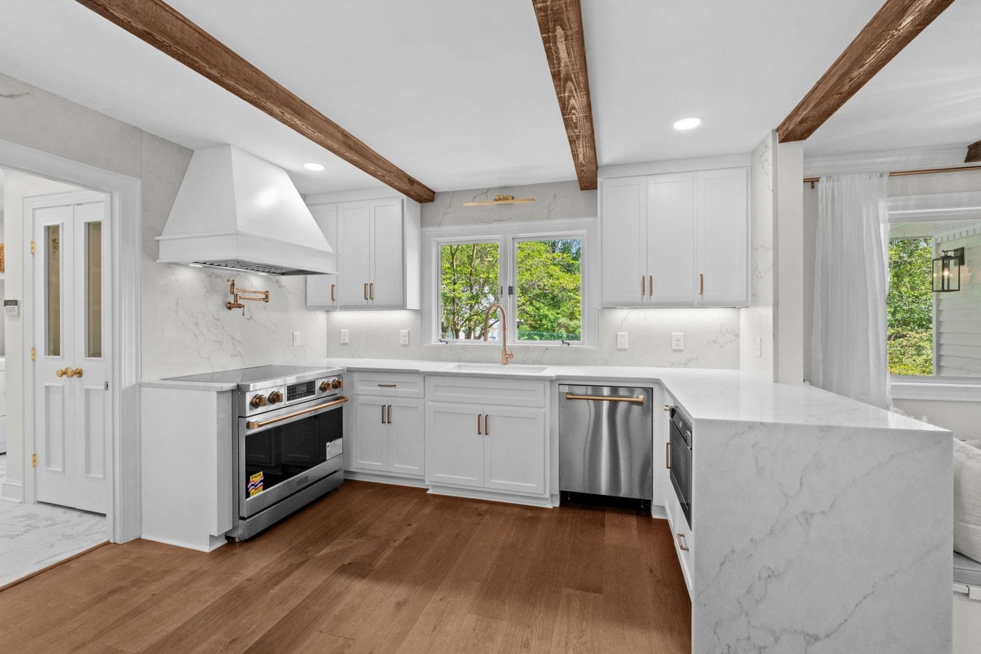 5704 Woodside Ave.  Photo 28