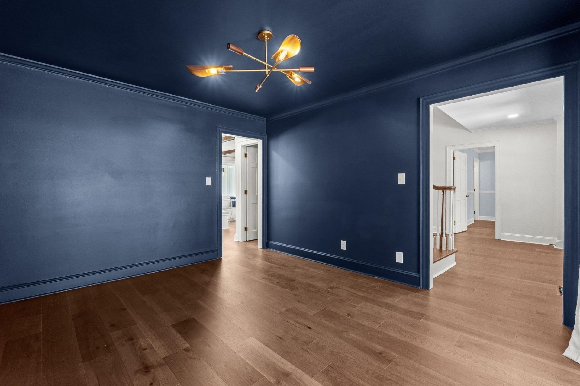 5704 Woodside Ave.  Photo 36