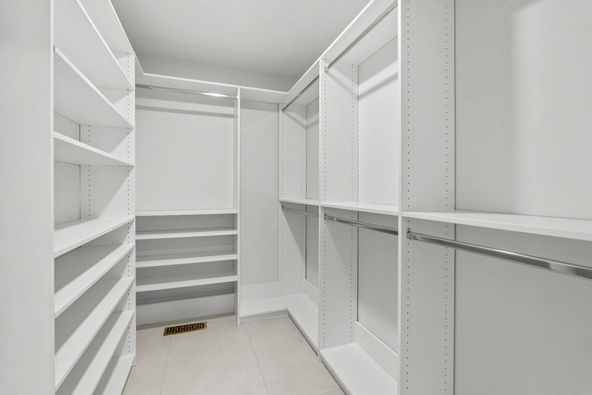 5704 Woodside Ave.  Photo 54