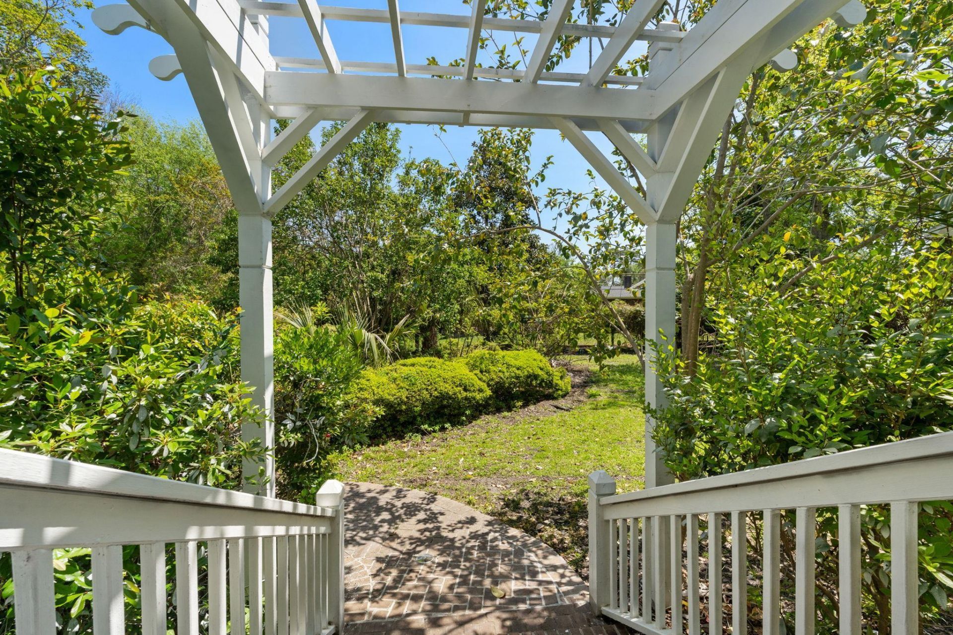 5704 Woodside Ave.  Photo 55