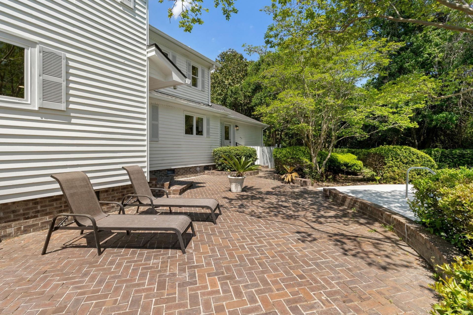 5704 Woodside Ave.  Photo 57