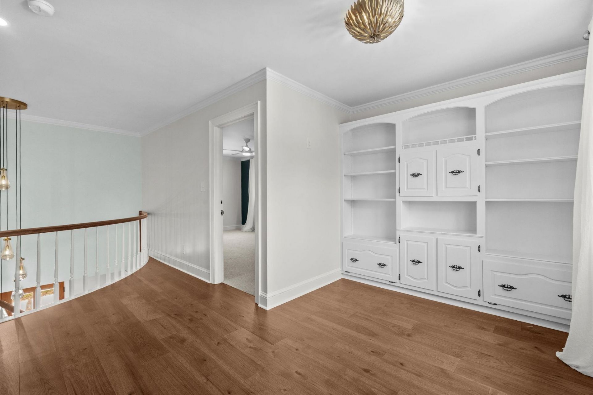 5704 Woodside Ave.  Photo 69