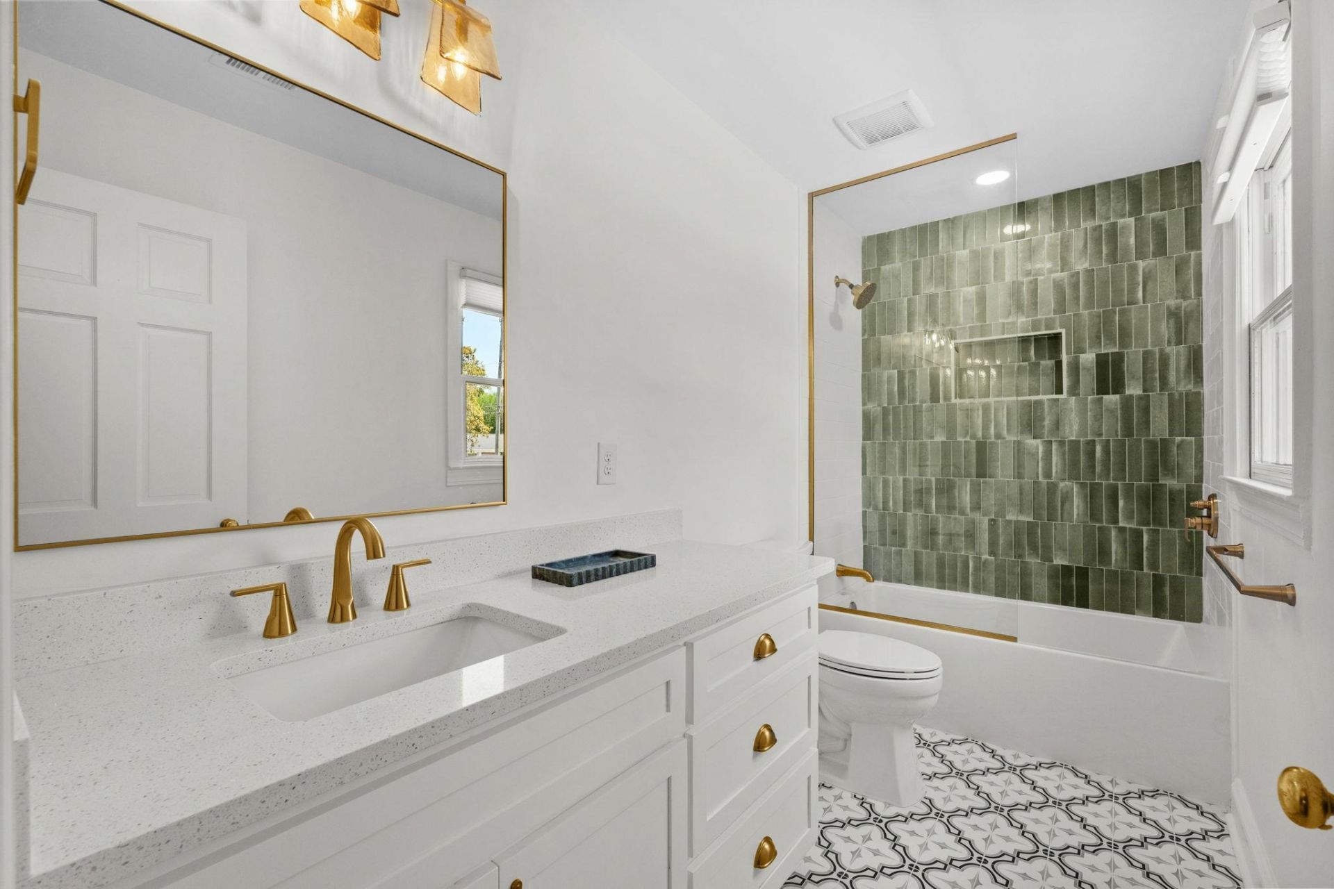 5704 Woodside Ave.  Photo 72