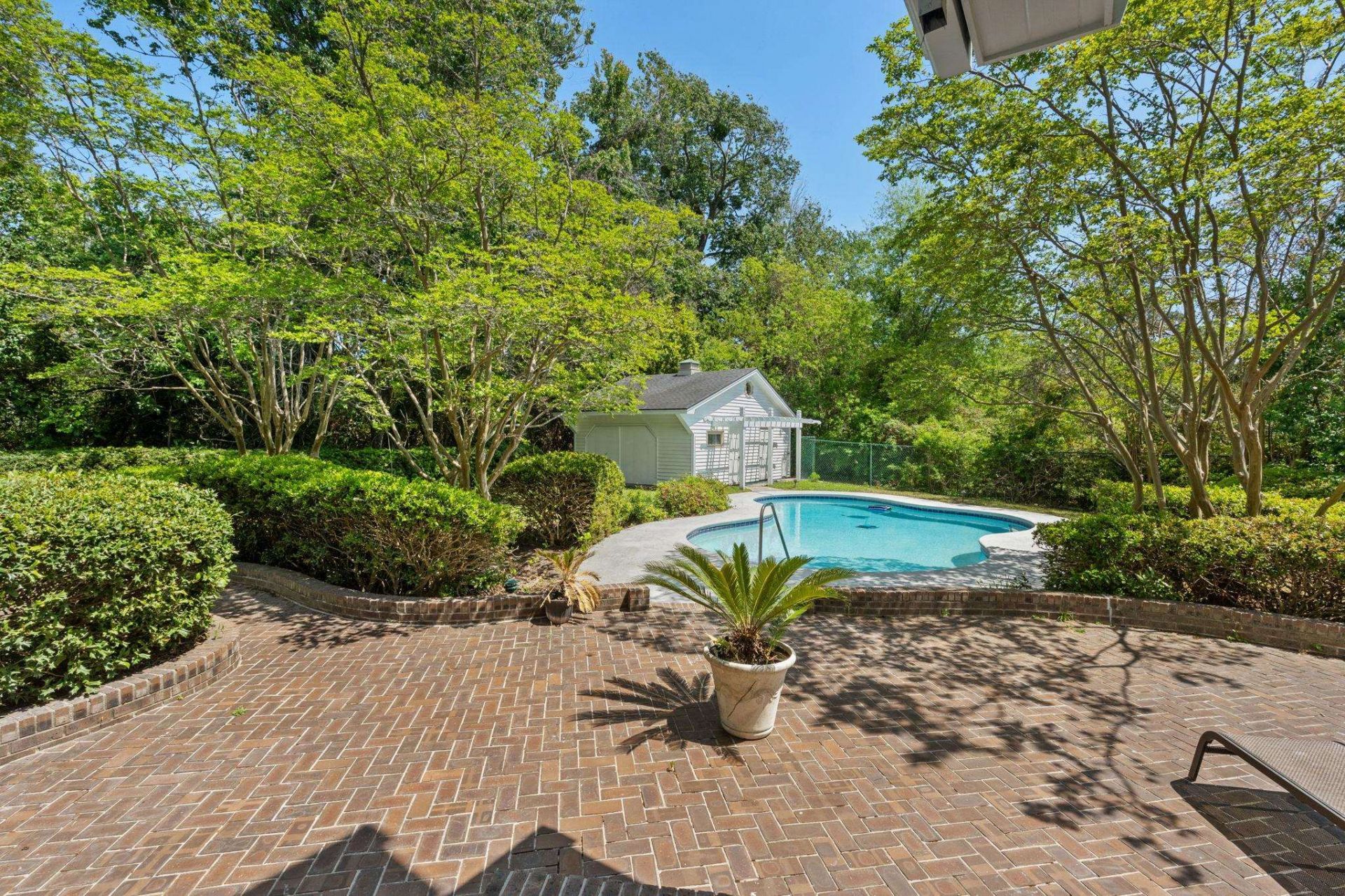 5704 Woodside Ave.  Photo 82