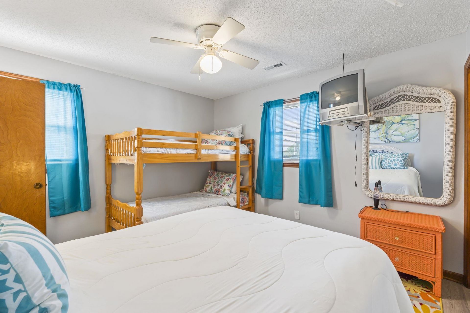 1502 Yaupon Dr. Photo 29