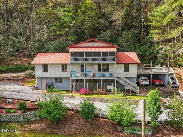 814 Dogwood Drive, Erwin, TN 37650