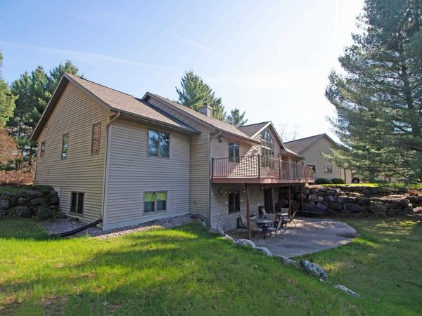 E4564 E Sherwood Drive, Spring Green, WI 53588