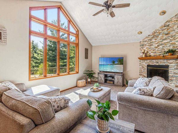 E4564 E Sherwood Drive, Spring Green, WI 53588